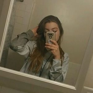 Meet your Posher, Cassie